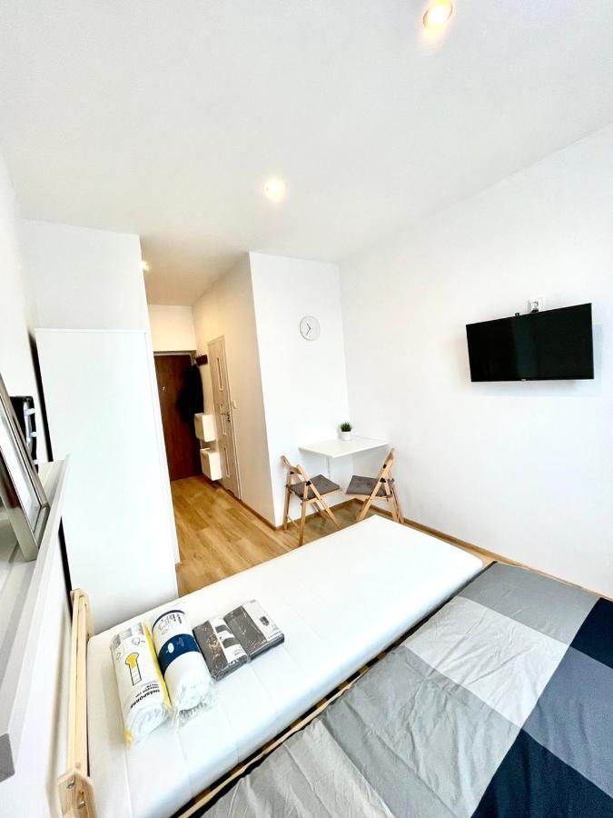 Sleep And Go Apartment - Free Parking Katowice Exterior photo